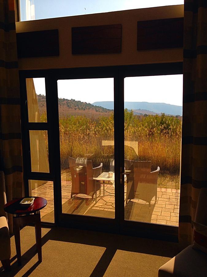 Maropeng Boutique Hotel Magaliesburg Bagian luar foto